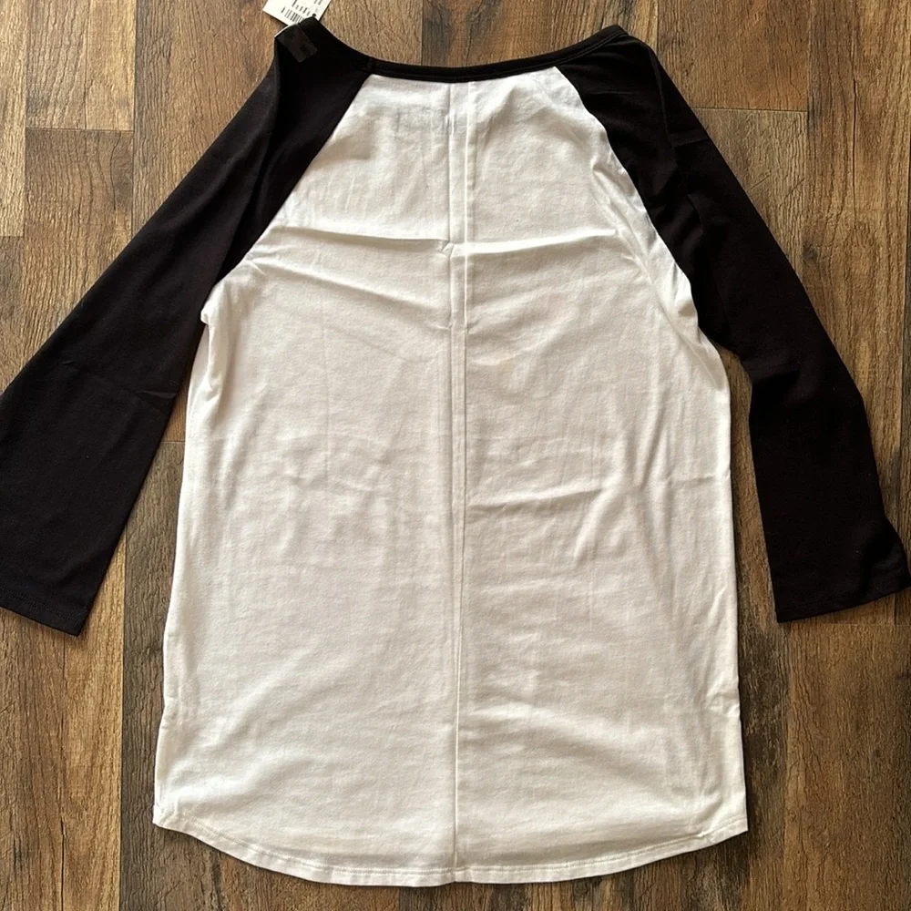 Justice black and white selfie graphic tee NWT